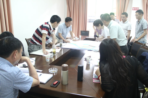 相關(guān)領(lǐng)導對崇禮新城投資方案和投資計劃進行了討論(圖1) 相關(guān)領(lǐng)導對崇禮新城投資方案和投資計劃進行了討論(圖1)