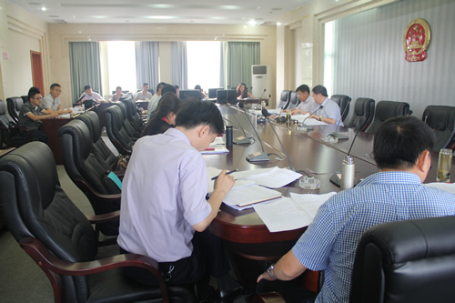 政府領導、企業代表參加了崇禮新城投資合作協議討論會(圖2) 政府領導、企業代表參加了崇禮新城投資合作協議討論會(圖2)